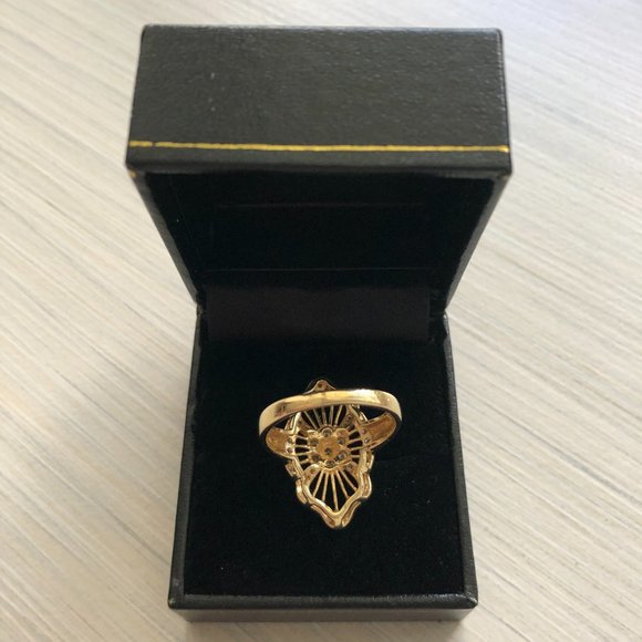 Diamond Ring - Picture 12 of 16